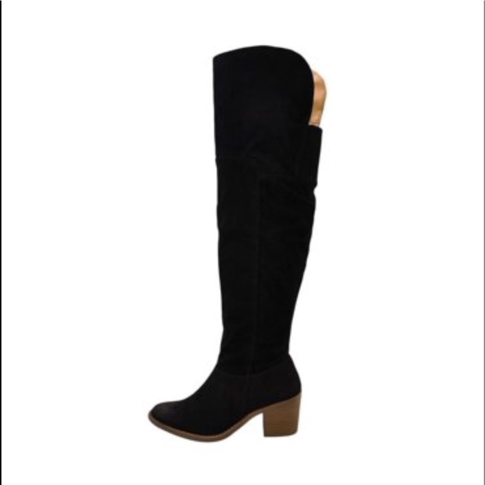 Over the knee Qupid heel boots!
